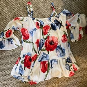 White off the shoulder shirt - tags are off but fits like an XL.